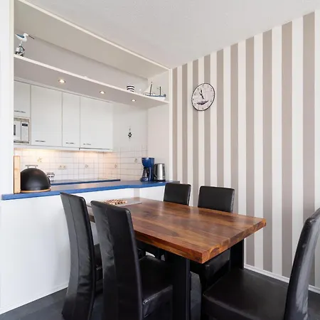 App 299 - Strandlage Daire Sierksdorf